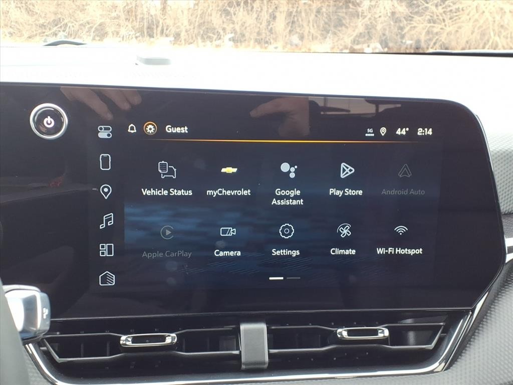 Chevrolet Equinox Vehicle Full-screen Gallery Image 8