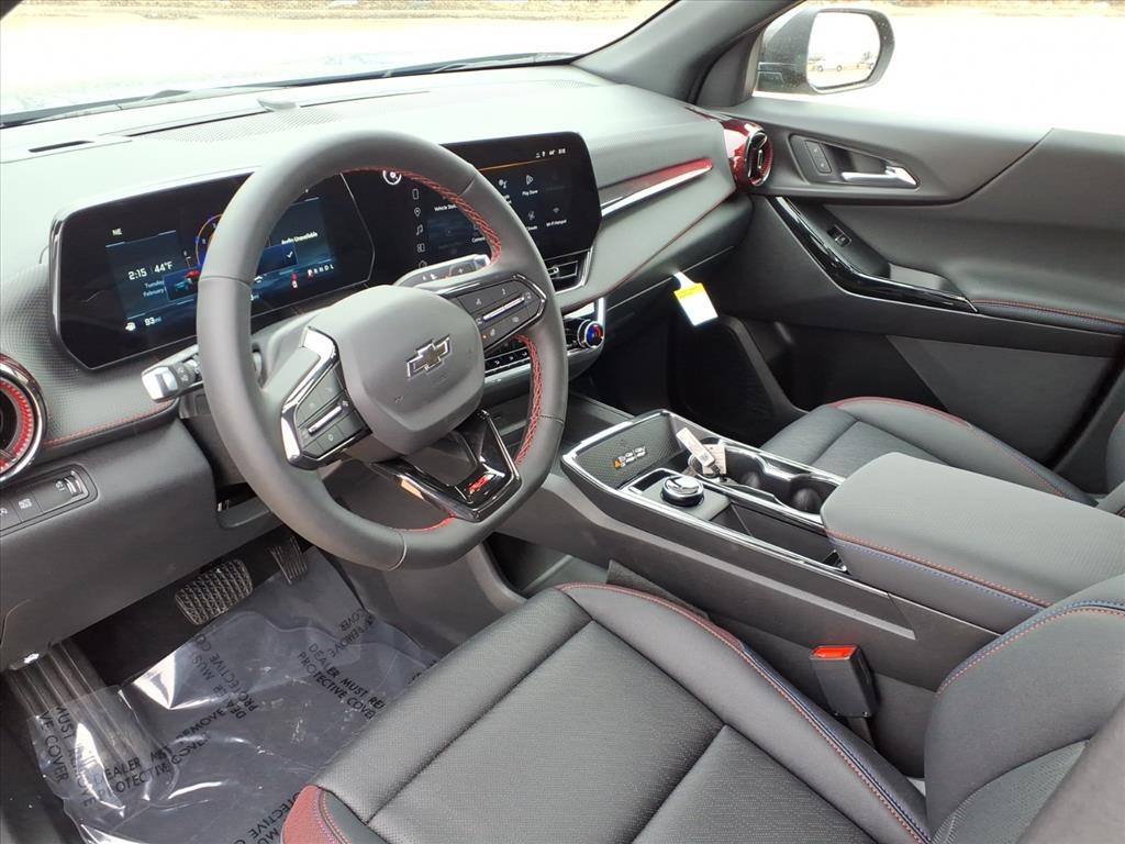 Chevrolet Equinox Vehicle Full-screen Gallery Image 15