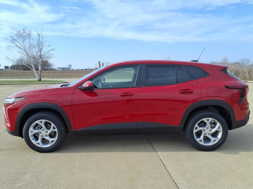 Chevrolet Trax Vehicle Full-screen Gallery Image 2