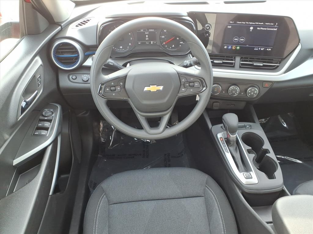 Chevrolet Trax Vehicle Full-screen Gallery Image 7
