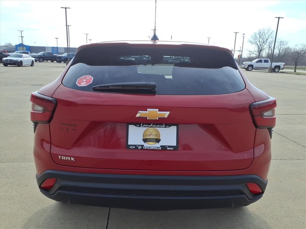 Chevrolet Trax Vehicle Full-screen Gallery Image 19