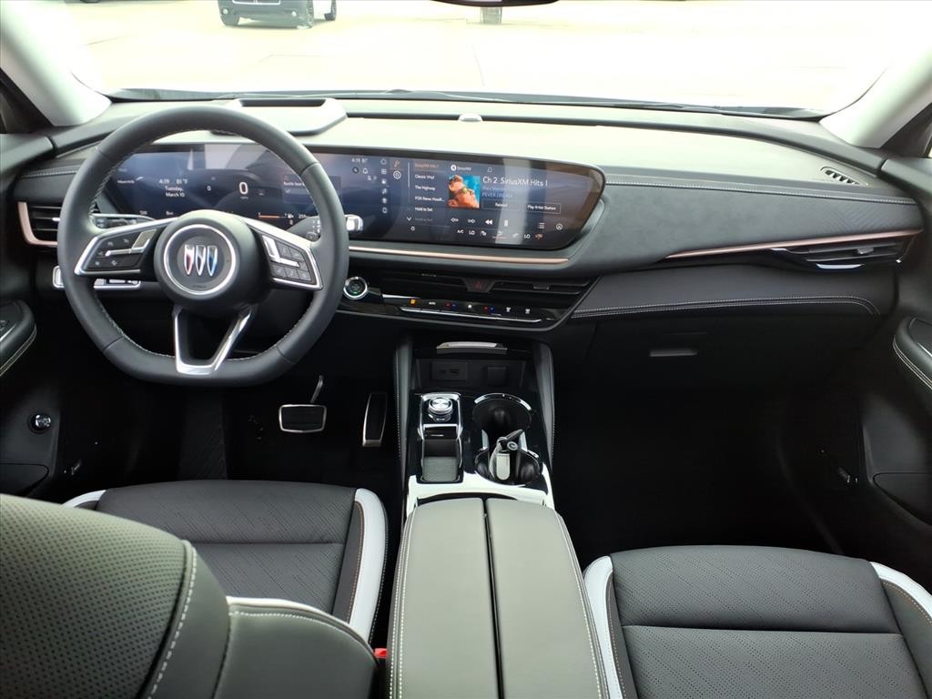 Buick Envision Vehicle Full-screen Gallery Image 4