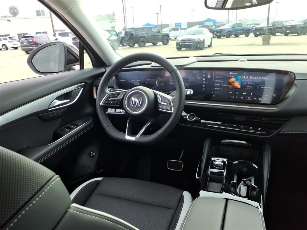 Buick Envision Vehicle Full-screen Gallery Image 6