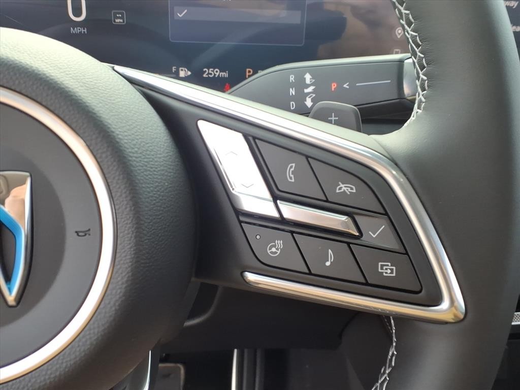 Buick Envision Vehicle Full-screen Gallery Image 12