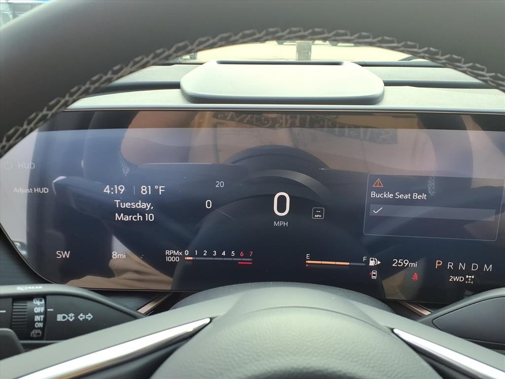 Buick Envision Vehicle Full-screen Gallery Image 13