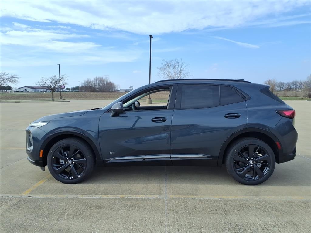 Buick Envision Vehicle Full-screen Gallery Image 2