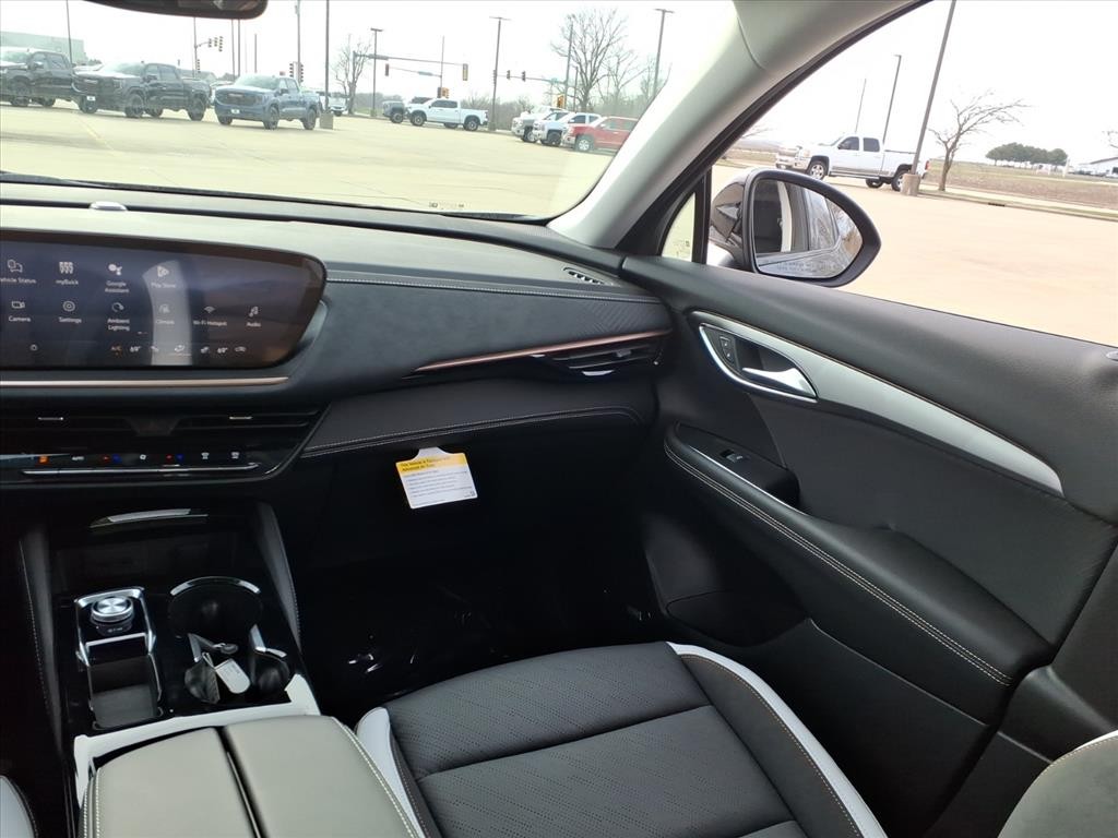 Buick Envision Vehicle Full-screen Gallery Image 5