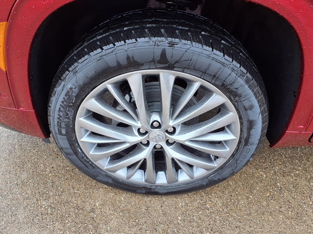 Buick Enclave Vehicle Full-screen Gallery Image 20