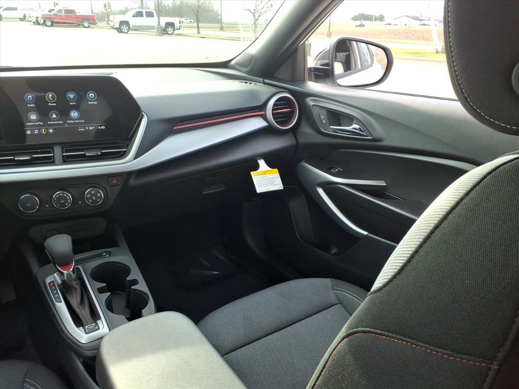 Chevrolet Trax Vehicle Full-screen Gallery Image 5