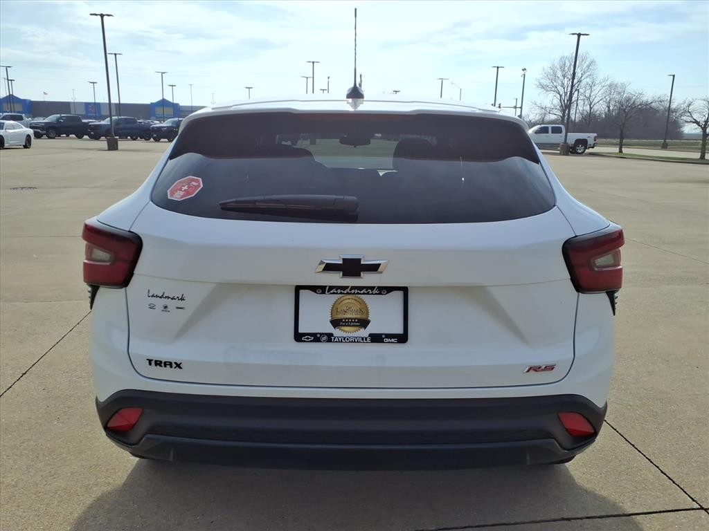 Chevrolet Trax Vehicle Full-screen Gallery Image 19