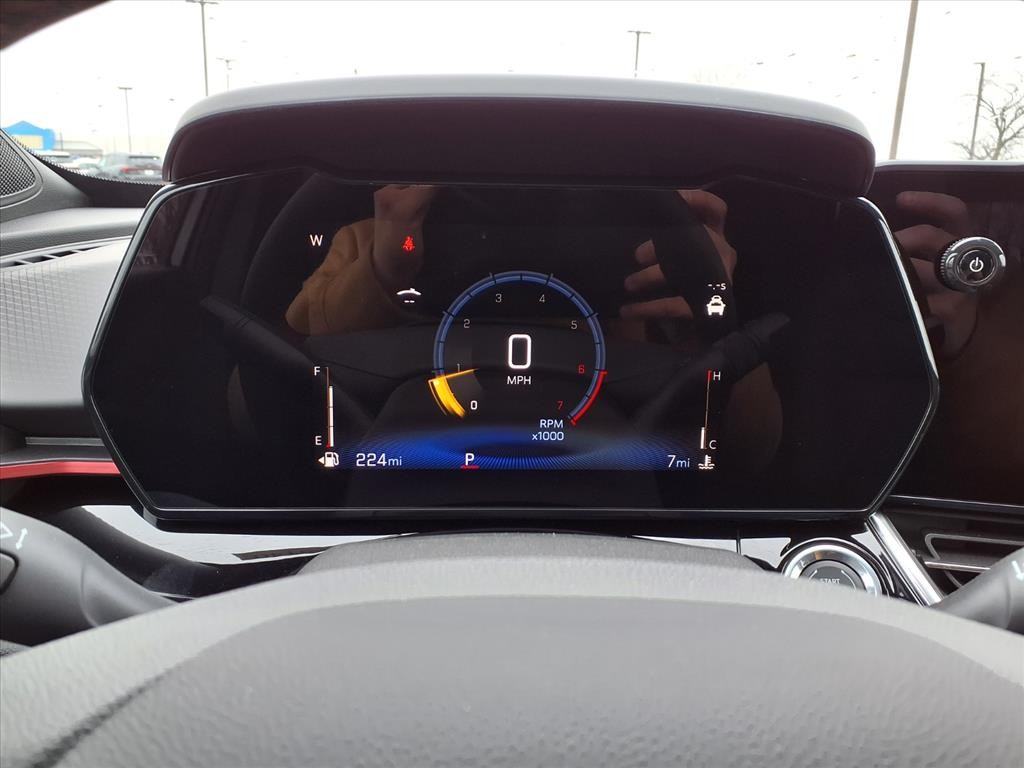 Chevrolet Trax Vehicle Full-screen Gallery Image 13