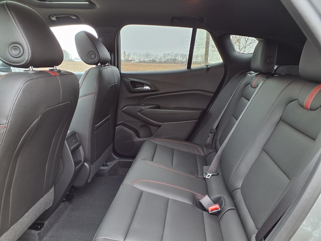 Chevrolet Trax Vehicle Full-screen Gallery Image 20