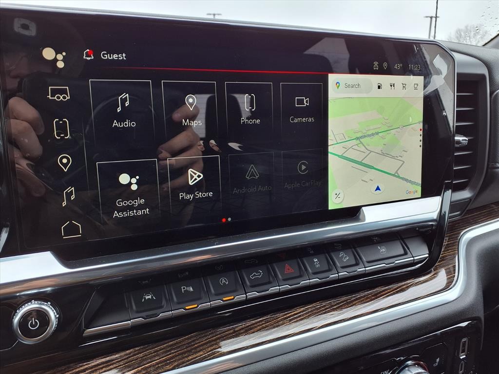 GMC Sierra 1500 Vehicle Full-screen Gallery Image 6