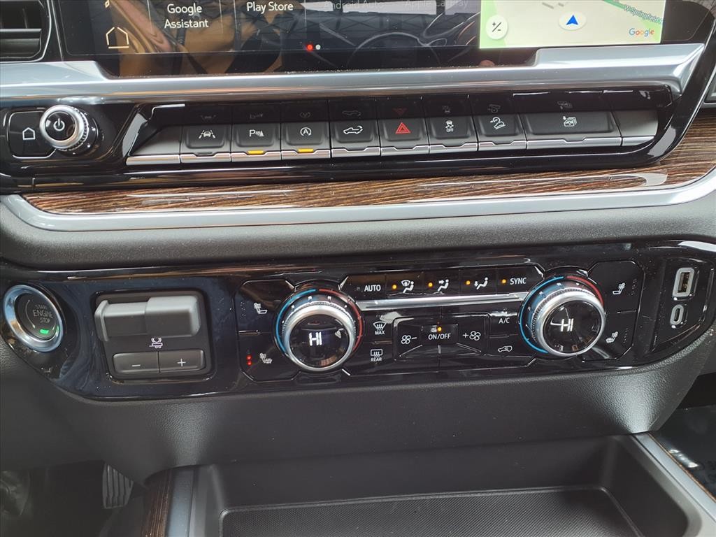 GMC Sierra 1500 Vehicle Full-screen Gallery Image 8