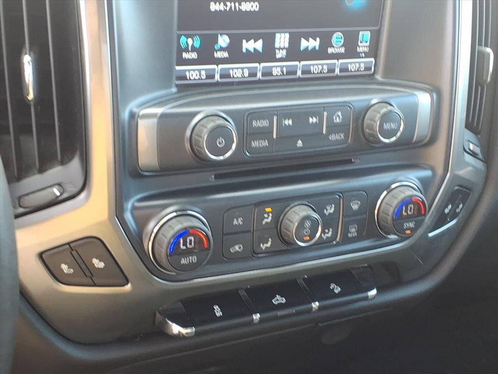 Chevrolet Silverado 1500 LD Vehicle Full-screen Gallery Image 14