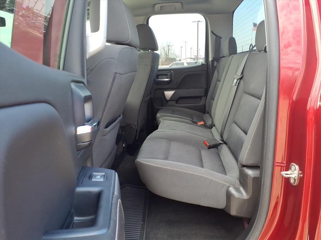 Chevrolet Silverado 1500 LD Vehicle Full-screen Gallery Image 21