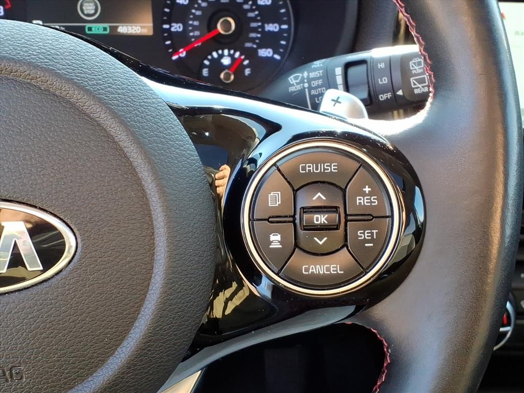 Kia Soul Vehicle Full-screen Gallery Image 17