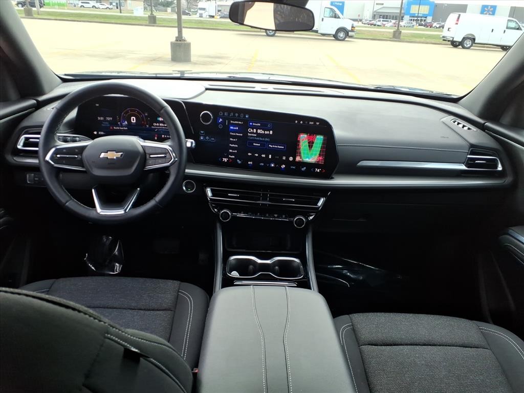 Chevrolet Traverse Vehicle Full-screen Gallery Image 8