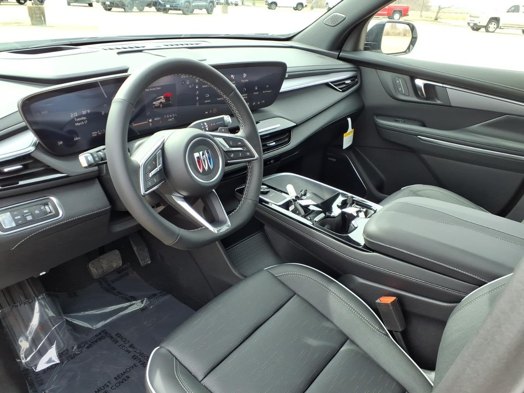 Buick Enclave Vehicle Full-screen Gallery Image 15