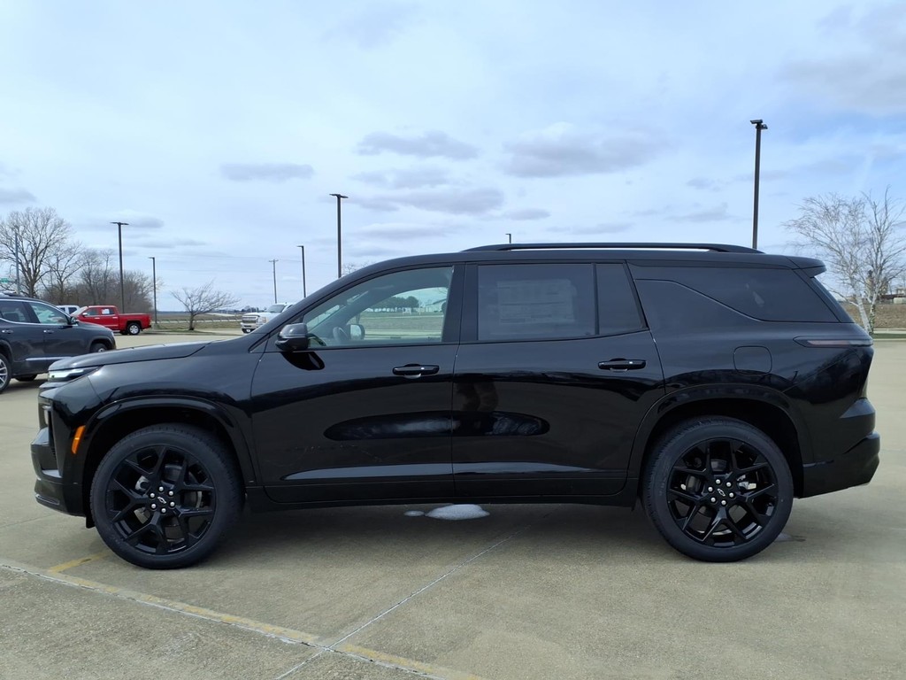 Chevrolet Traverse Vehicle Full-screen Gallery Image 2