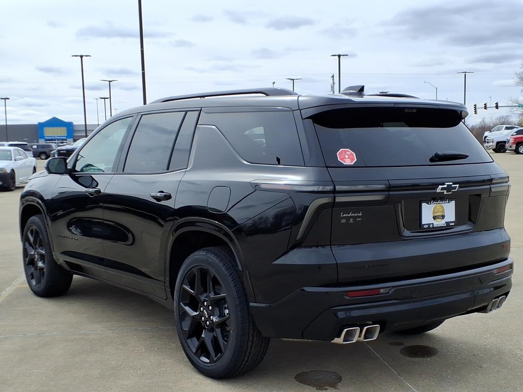 Chevrolet Traverse Vehicle Full-screen Gallery Image 3