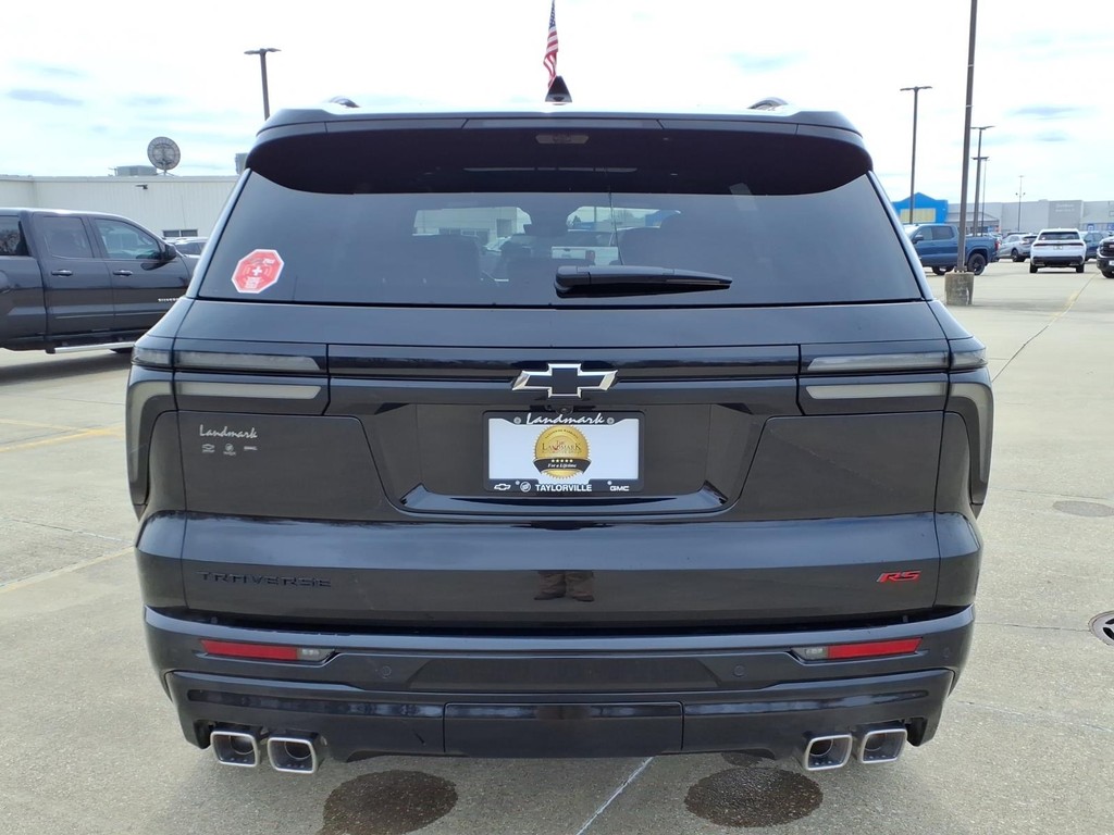 Chevrolet Traverse Vehicle Full-screen Gallery Image 20