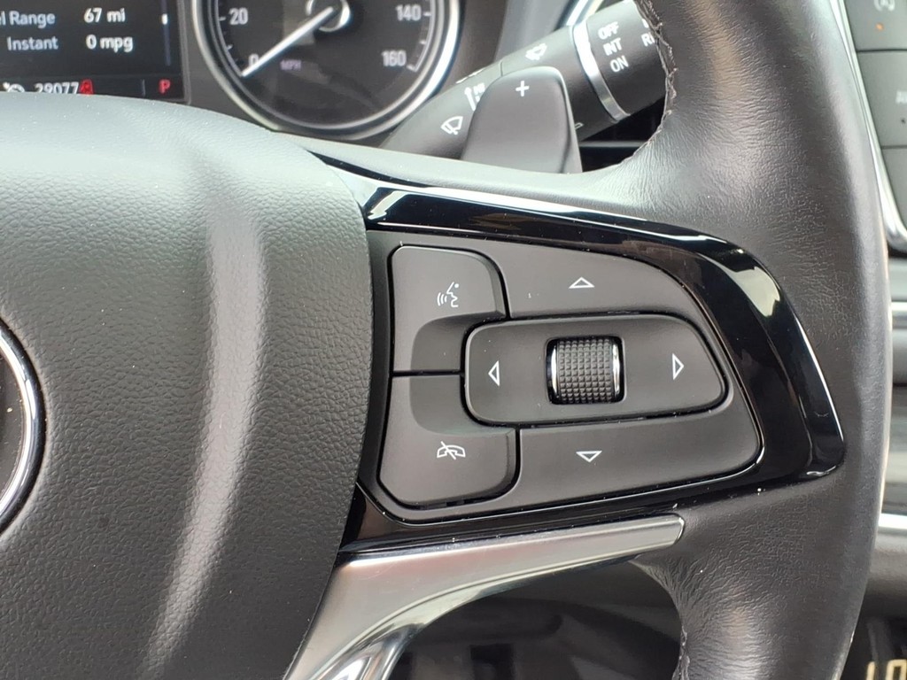 Buick Enclave Vehicle Full-screen Gallery Image 13