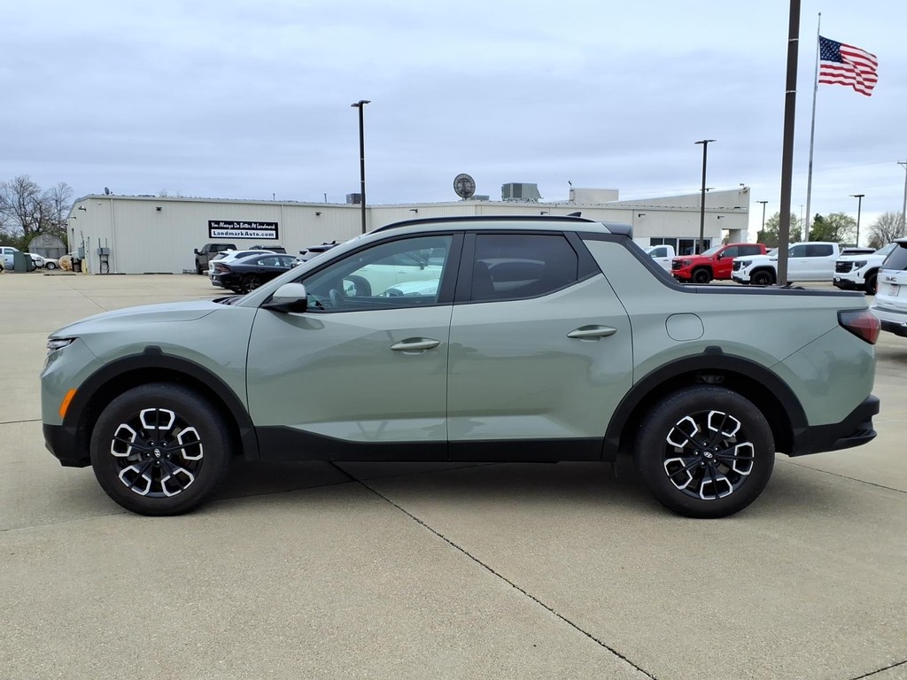 Hyundai Santa Cruz Vehicle Full-screen Gallery Image 2