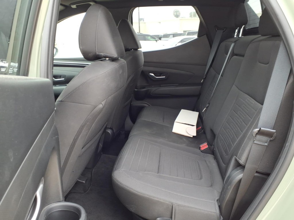 Hyundai Santa Cruz Vehicle Full-screen Gallery Image 18