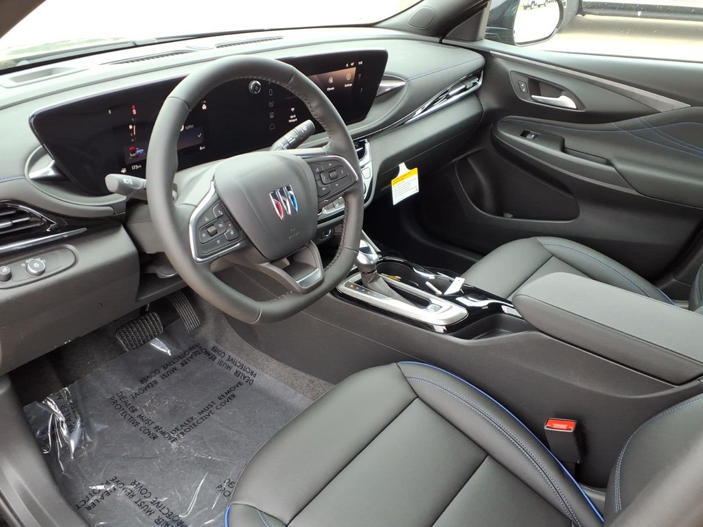 Buick Envista Vehicle Full-screen Gallery Image 16