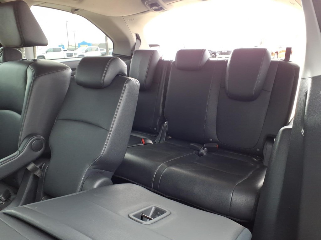 Honda Odyssey Vehicle Full-screen Gallery Image 17