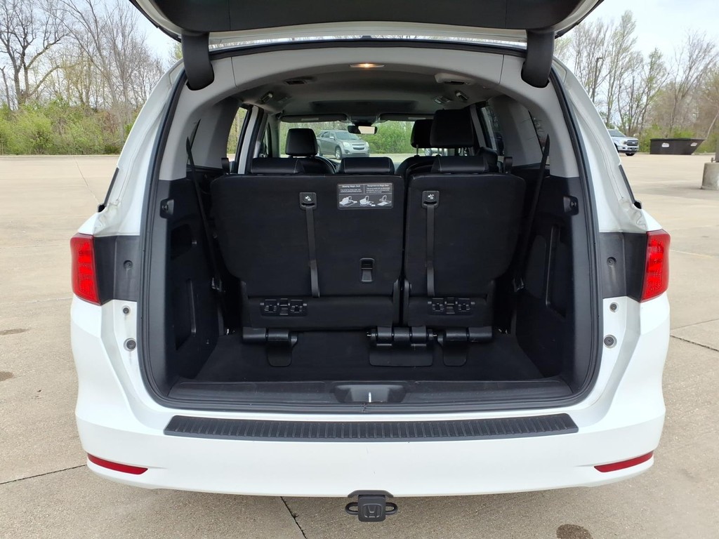Honda Odyssey Vehicle Full-screen Gallery Image 18
