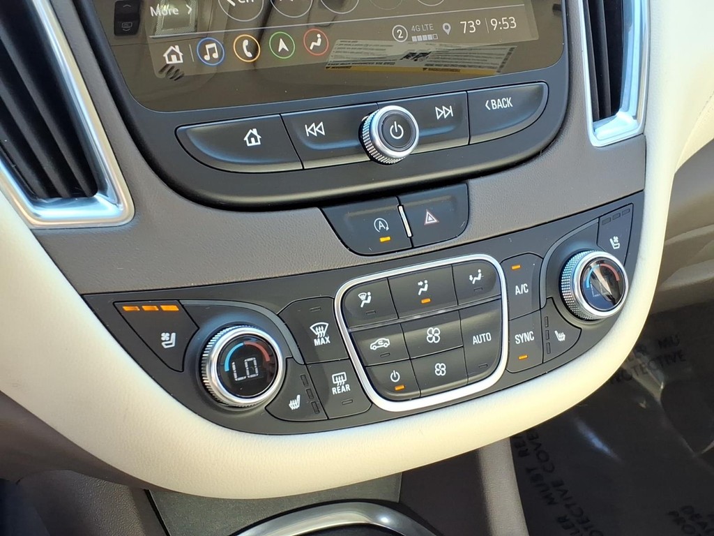 Chevrolet Malibu Vehicle Full-screen Gallery Image 10