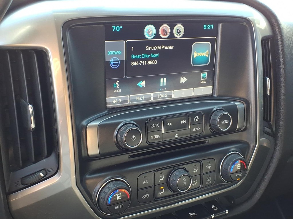 Chevrolet Silverado 1500 Vehicle Full-screen Gallery Image 8