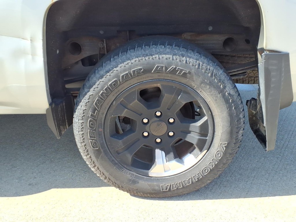 Chevrolet Silverado 1500 Vehicle Full-screen Gallery Image 20