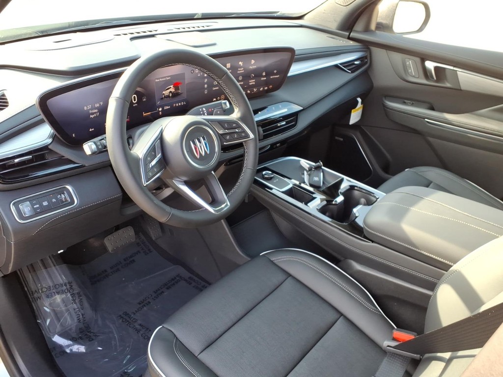 Buick Enclave Vehicle Full-screen Gallery Image 15