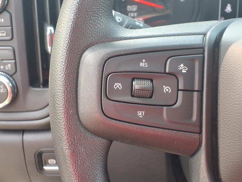 GMC Sierra 1500 Vehicle Full-screen Gallery Image 11