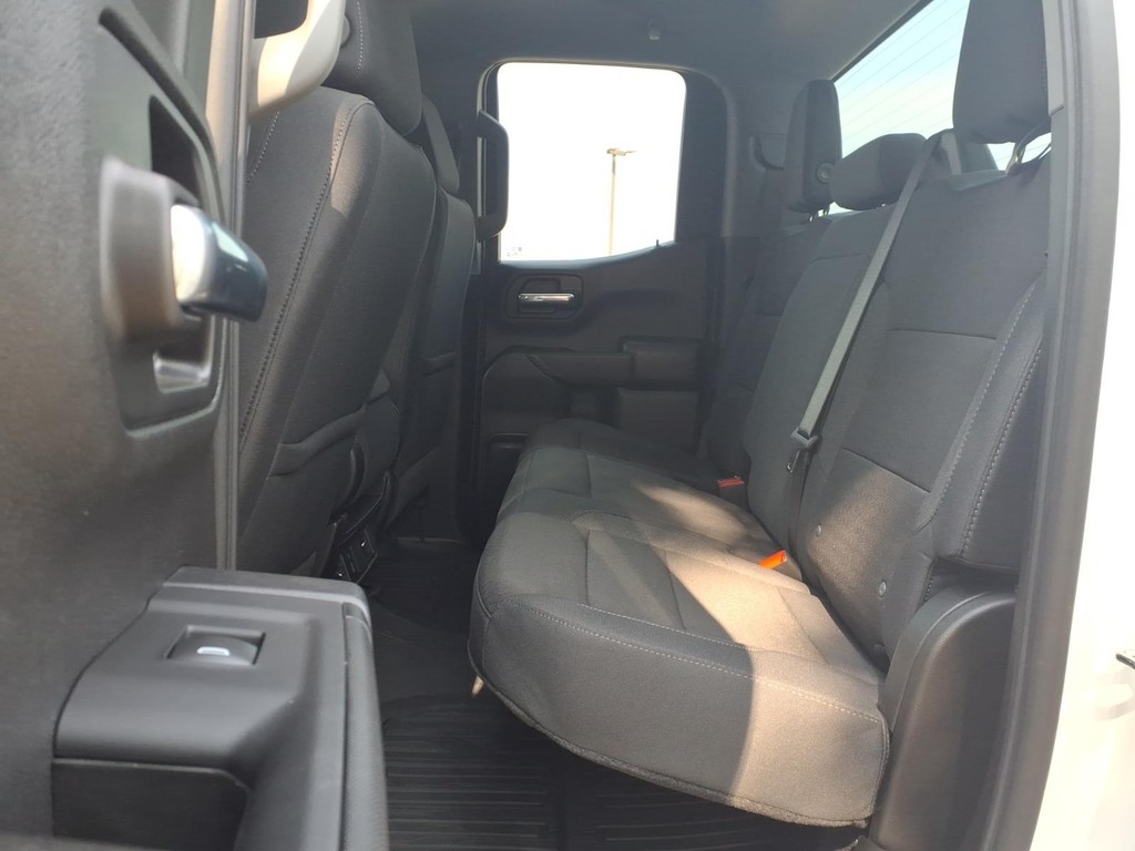 GMC Sierra 1500 Vehicle Full-screen Gallery Image 16