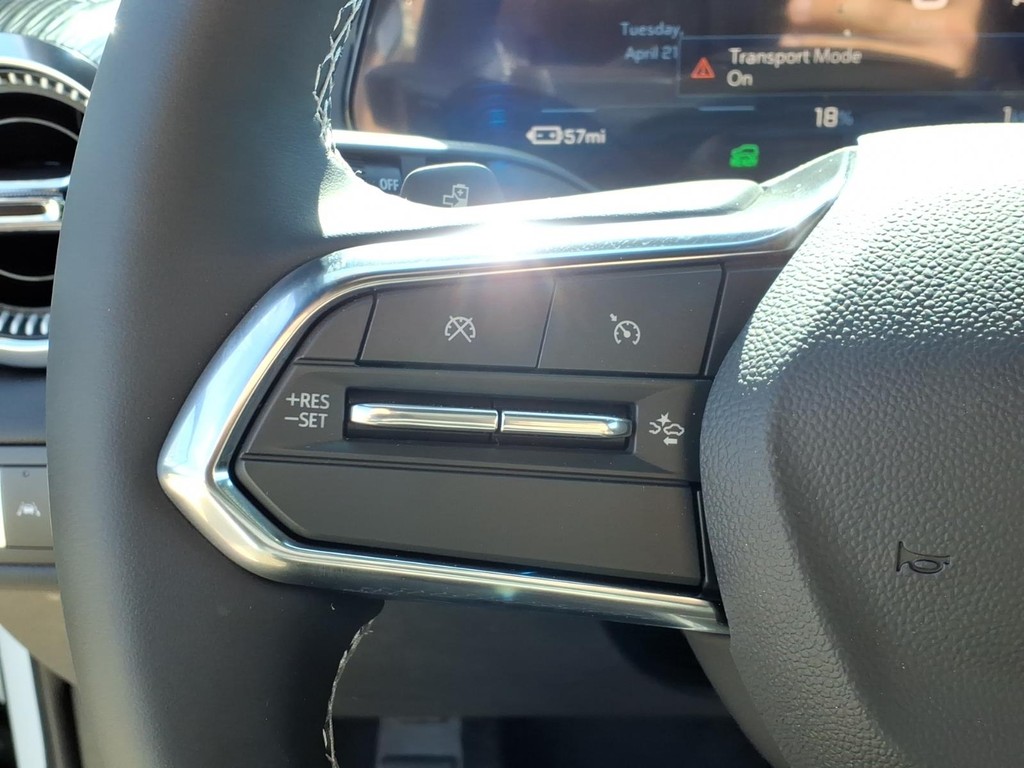 Chevrolet Blazer EV Vehicle Full-screen Gallery Image 11