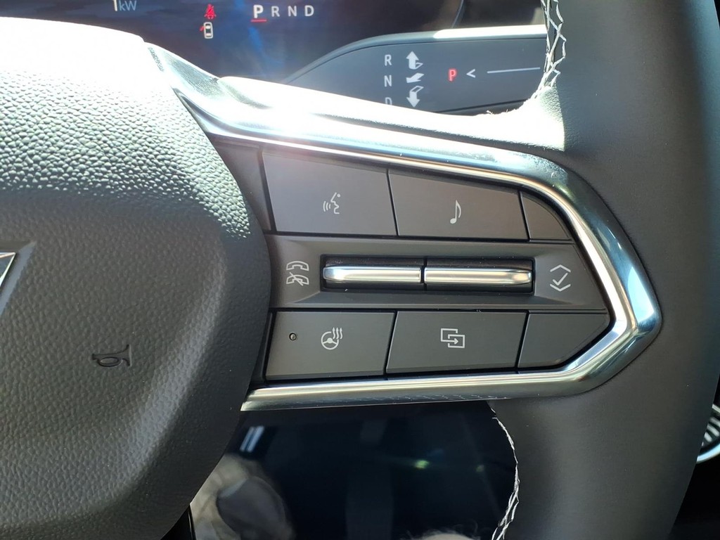 Chevrolet Blazer EV Vehicle Full-screen Gallery Image 12