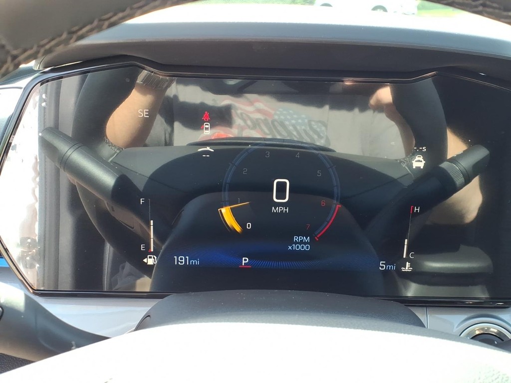 Chevrolet Trax Vehicle Full-screen Gallery Image 14