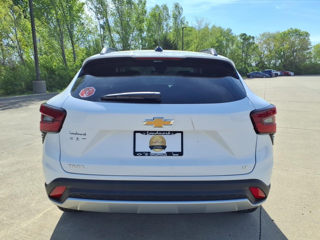 Chevrolet Trax Vehicle Full-screen Gallery Image 19