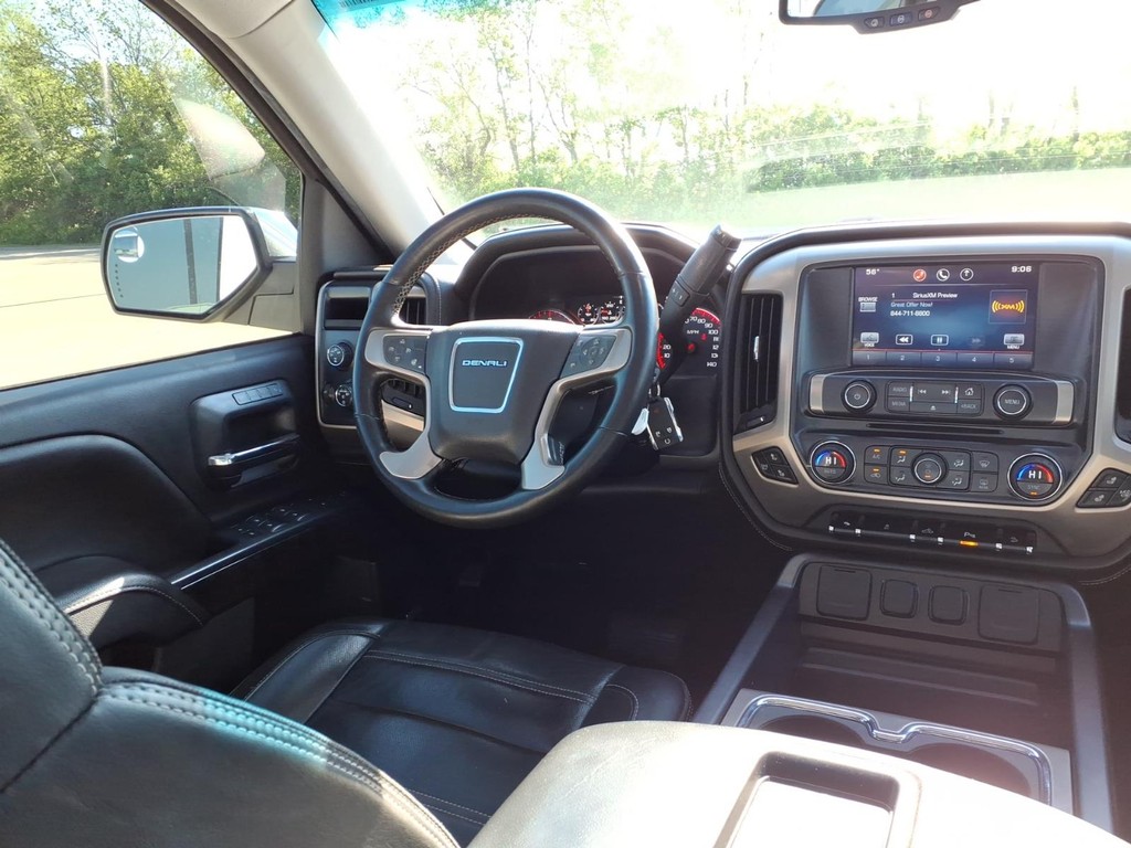 GMC Sierra 1500 Vehicle Full-screen Gallery Image 7