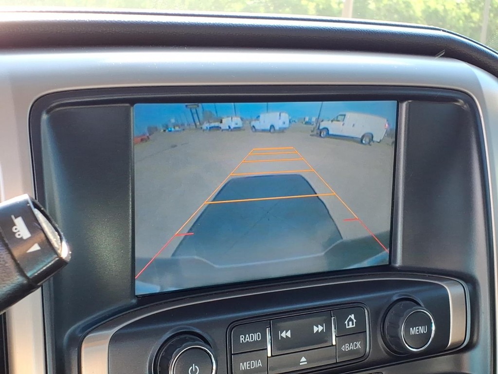 GMC Sierra 1500 Vehicle Full-screen Gallery Image 9