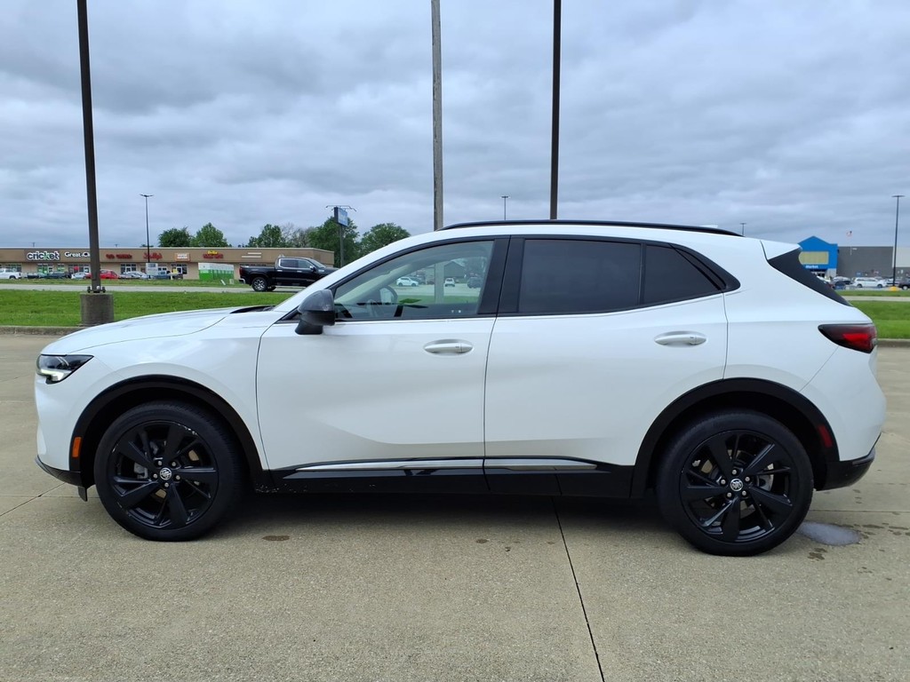 Buick Envision Vehicle Full-screen Gallery Image 2