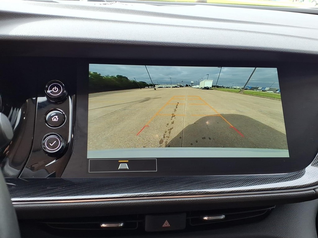 Buick Envision Vehicle Full-screen Gallery Image 9