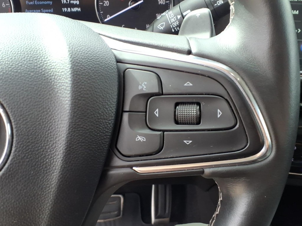 Buick Envision Vehicle Full-screen Gallery Image 13