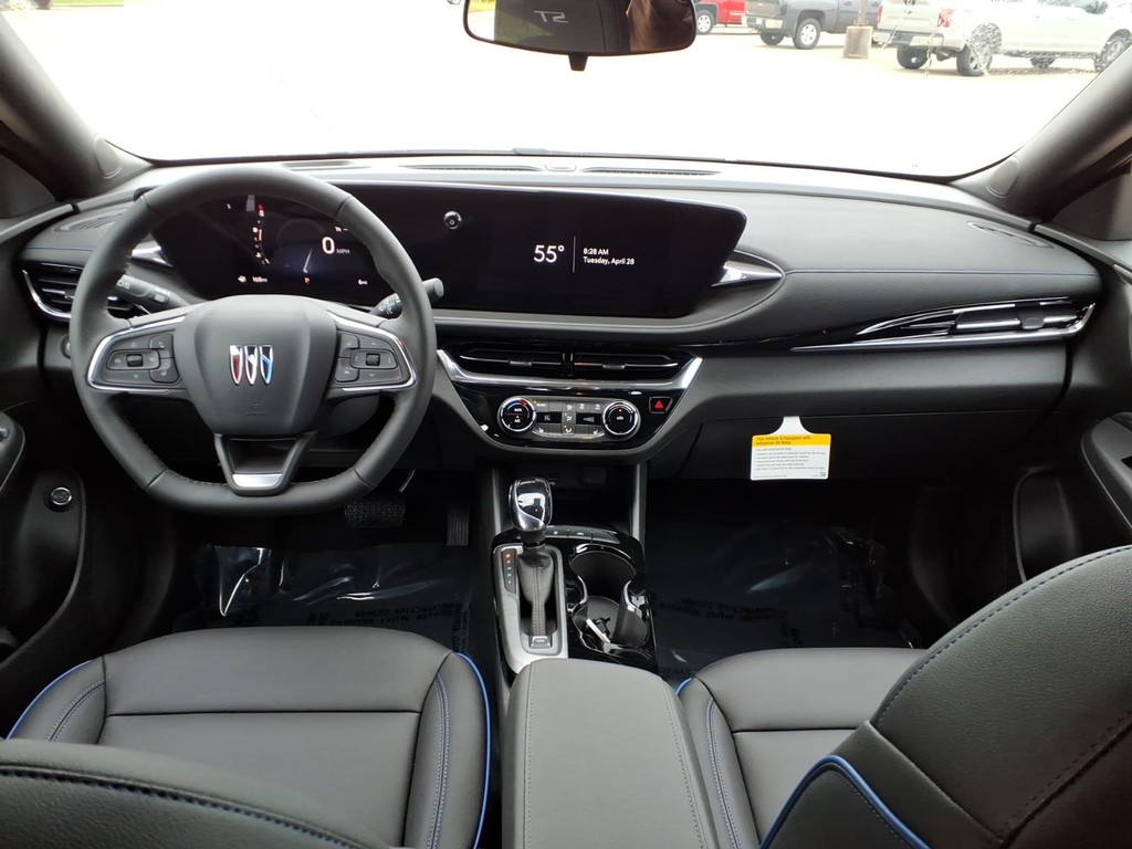 Buick Envista Vehicle Full-screen Gallery Image 4