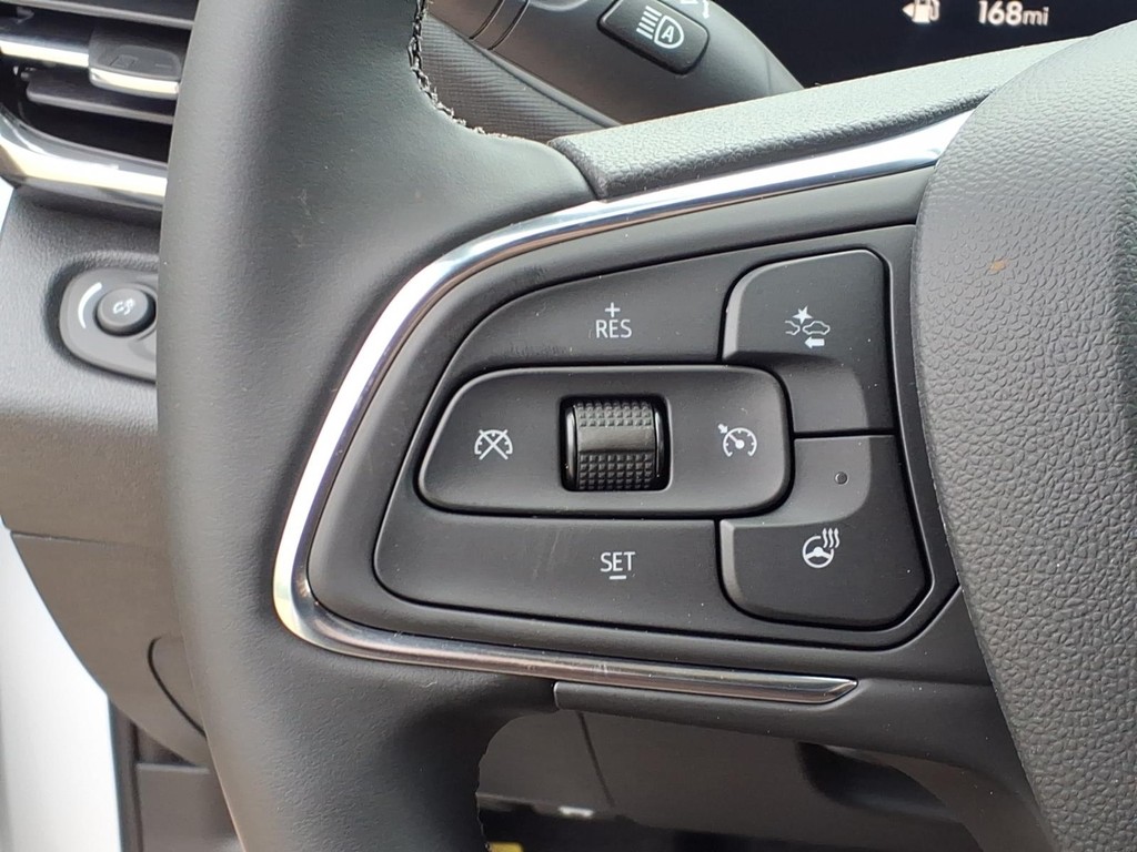 Buick Envista Vehicle Full-screen Gallery Image 12