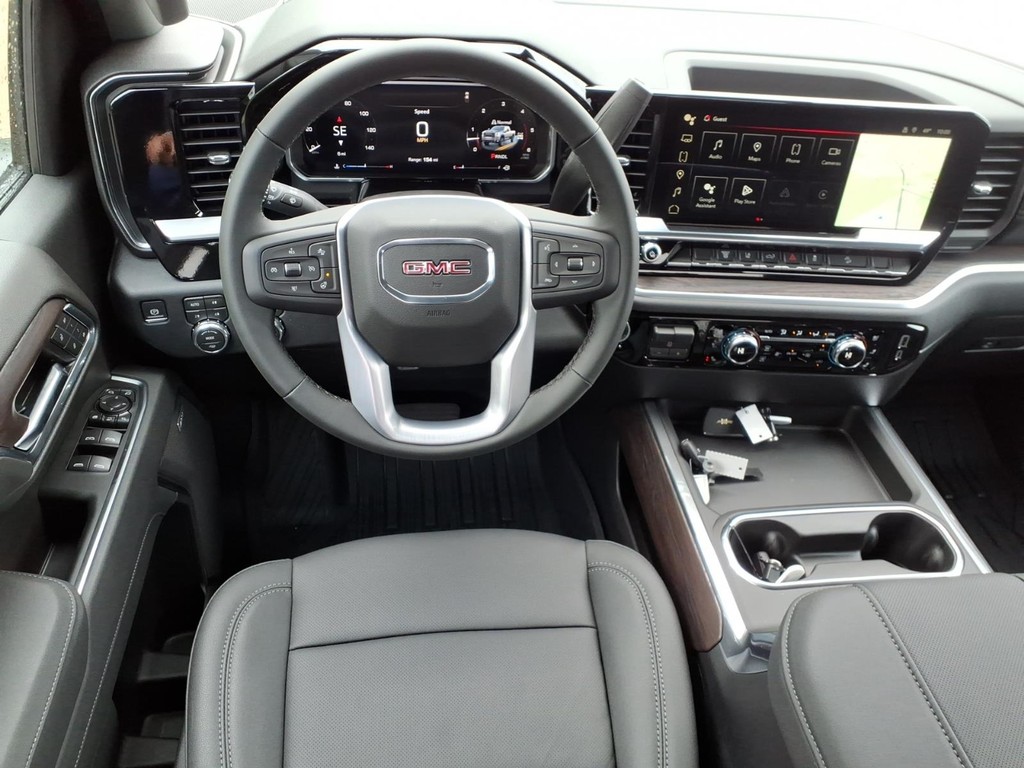 GMC Sierra 2500HD Vehicle Full-screen Gallery Image 7